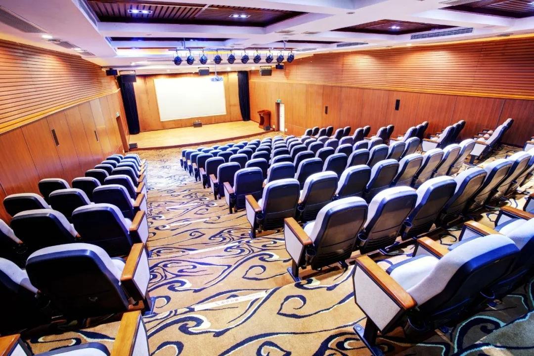 黄金5号游轮图片