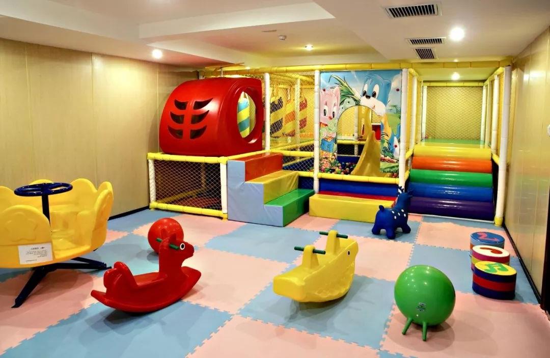 黄金5号游轮图片