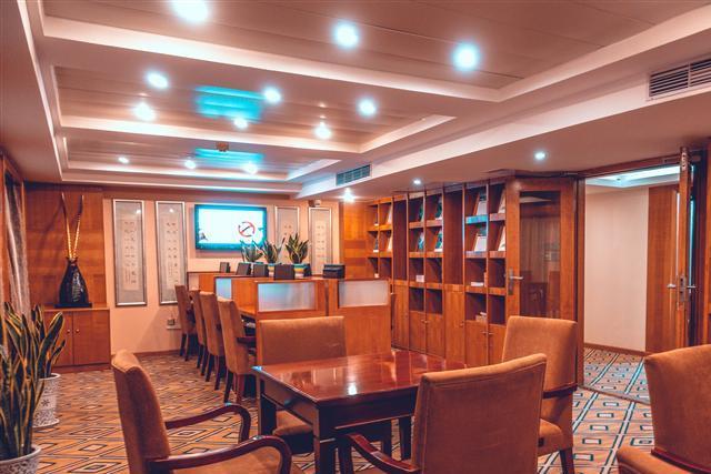 长江发现号游轮图片