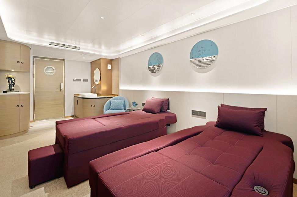 世纪凯歌号游轮图片